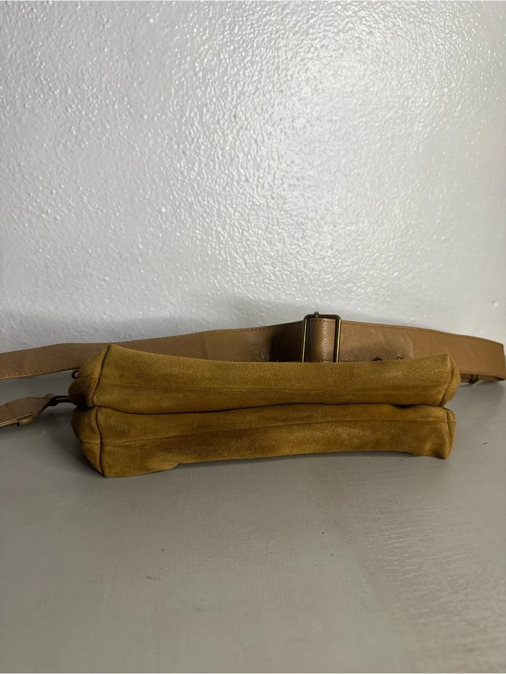 Zadig & Voltaire Rocky Suede Bag Tan Crossbody Clutch Gold Chain Calf Leather